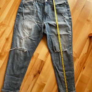 Women’s Vervet Distressed Blue Jeans - Classic Casual Style